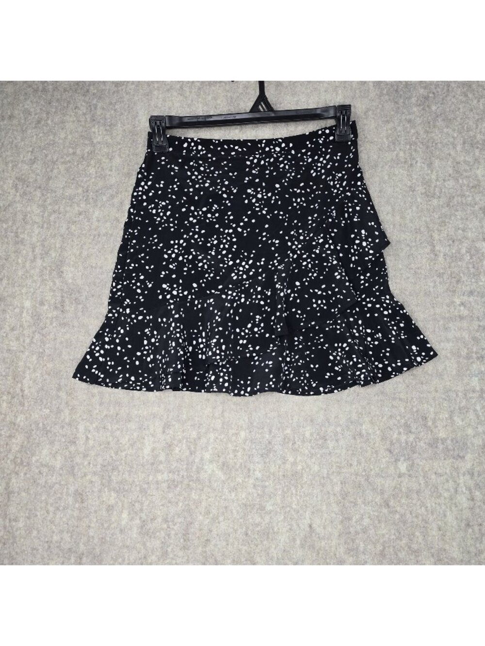 Black & White Polka Dot Ruffled Skirt Medium